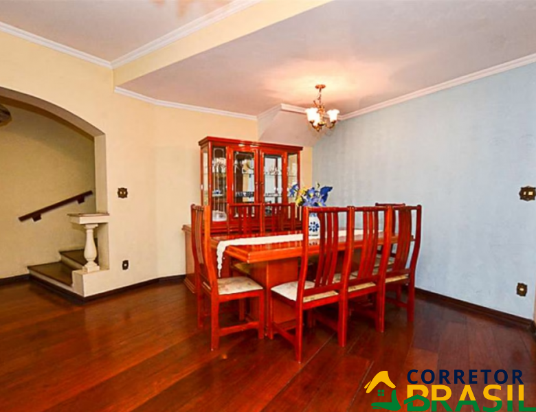 Sobrado 3 dormitórios, 2 garagens, 234 metros- Jardim da Gloria, SP