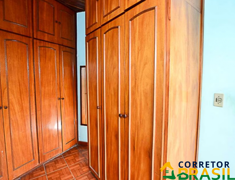 Sobrado 3 dormitórios, 2 garagens, 234 metros- Jardim da Gloria, SP