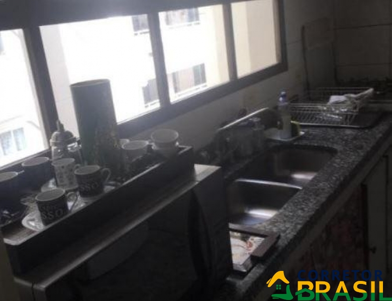 Apartamento 3 dormitórios,3 vagas de garagem, 97 metros-Bairro Saúde-SP