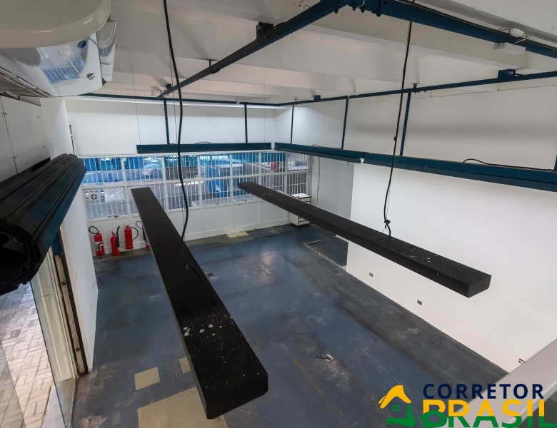 Alugo salão comercial 126 metros Av. Nove de Julho- Itaim Bibi 