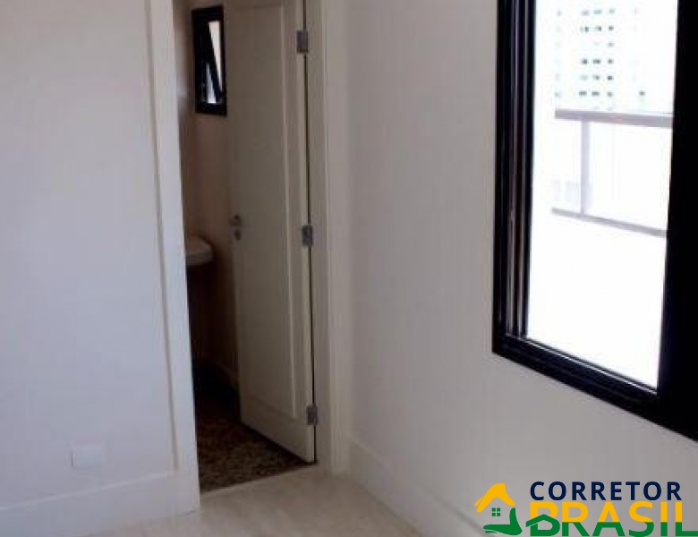 Cobertura 4 suites, 4 vagas, 500 metros úteis à venda em Aclimação, São Paulo