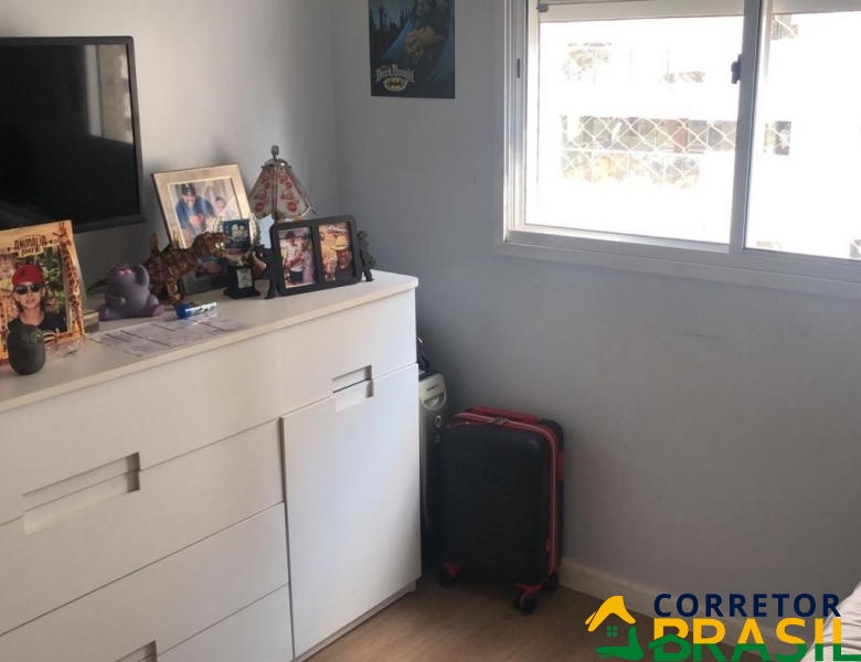 Espaçoso Apartamento de 194m², 3 suites, 3 vagas, na Aclimação, Repleto de Comodidades!