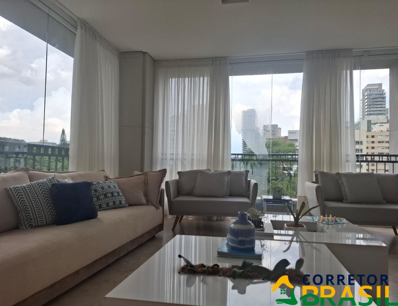 Apartamento Luxuoso em Moema, 406 metros, 4 Suítes 5 vagas.