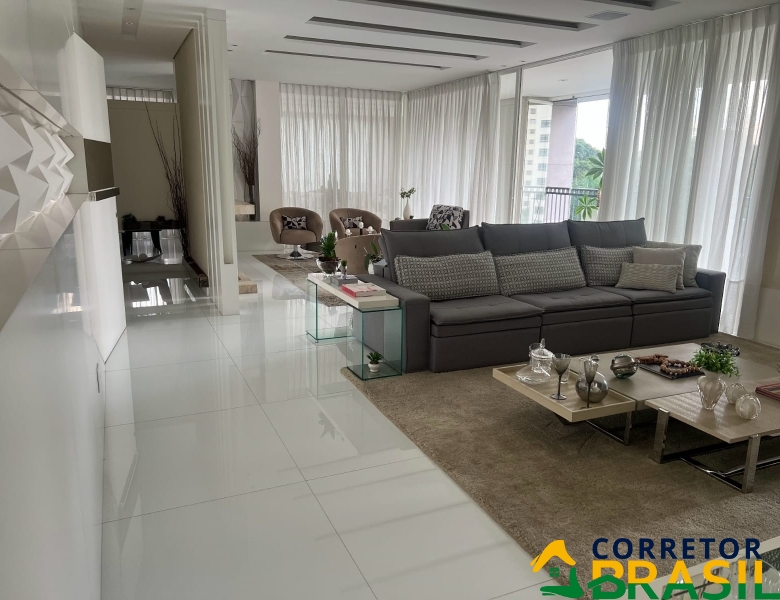 Apartamento Luxuoso em Moema, 406 metros, 4 Suítes 5 vagas.