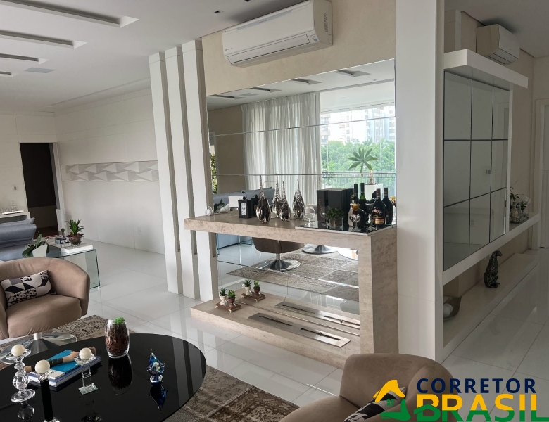 Apartamento Luxuoso em Moema, 406 metros, 4 Suítes 5 vagas.