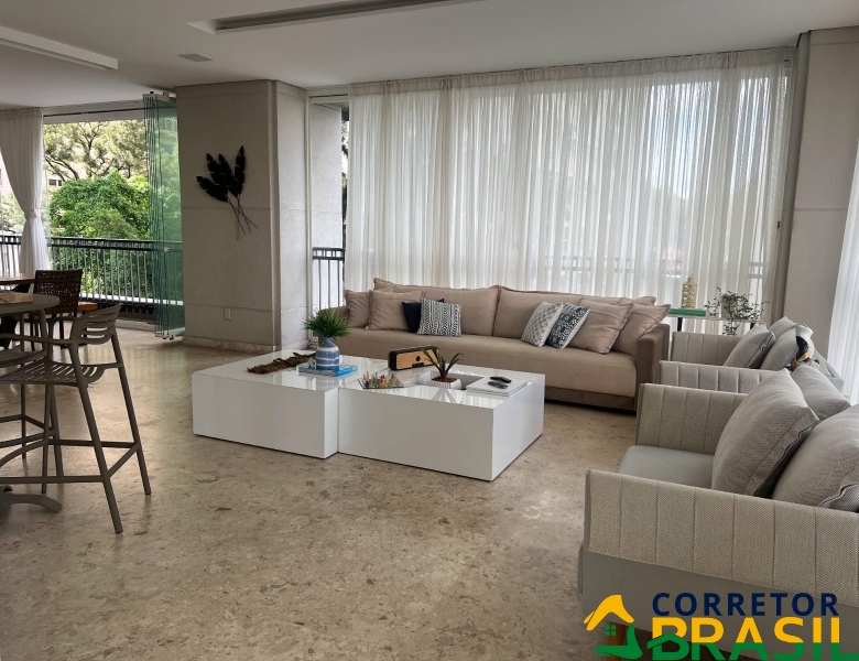 Apartamento Luxuoso em Moema, 406 metros, 4 Suítes 5 vagas.