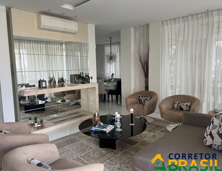Apartamento Luxuoso em Moema, 406 metros, 4 Suítes 5 vagas.