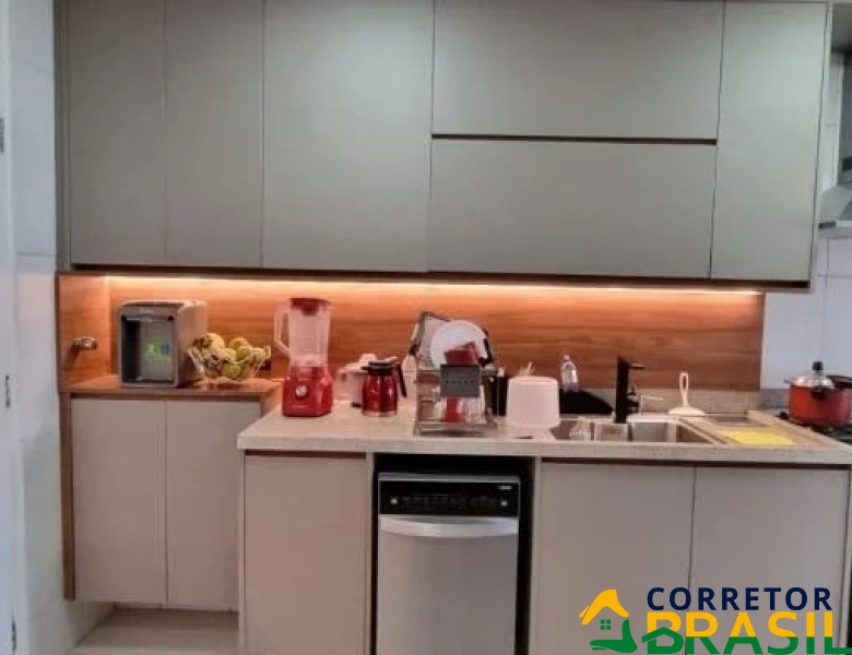 Charmoso Apartamento Pronto para Morar, 4 dormitórios, 3 suites, 2 vagas no Coração da Aclimação, São Paulo, SP