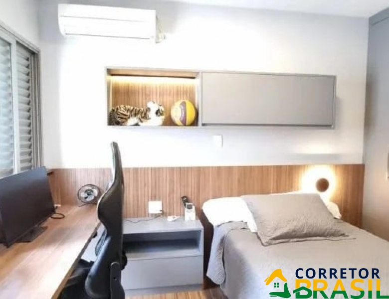 Apartamento para alugar em Aclimação, 4 dormitórios, 2 vagas , 138 metros úteis.