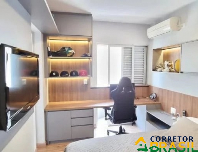 Apartamento para alugar em Aclimação, 4 dormitórios, 2 vagas , 138 metros úteis.