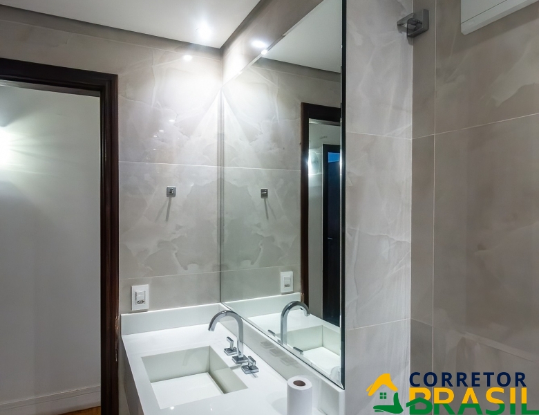 Apartamento 3 dormitórios à venda em Itaim Bibi, São Paulo