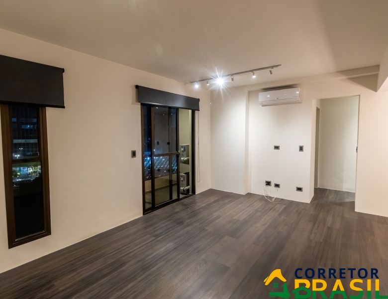 Apartamento Vila Olimpia, 2 dormitórios, 1 vaga, 80 metros úteis.