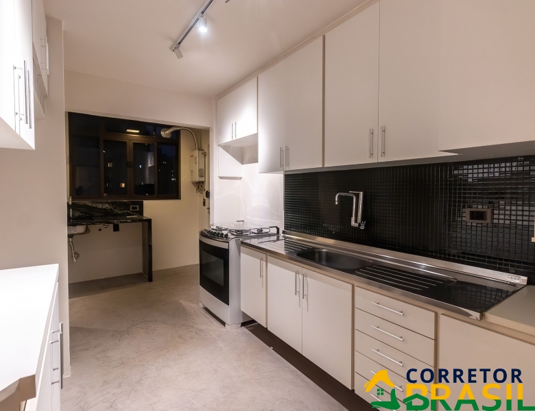 Apartamento Vila Olimpia, 2 dormitórios, 1 vaga, 80 metros úteis.