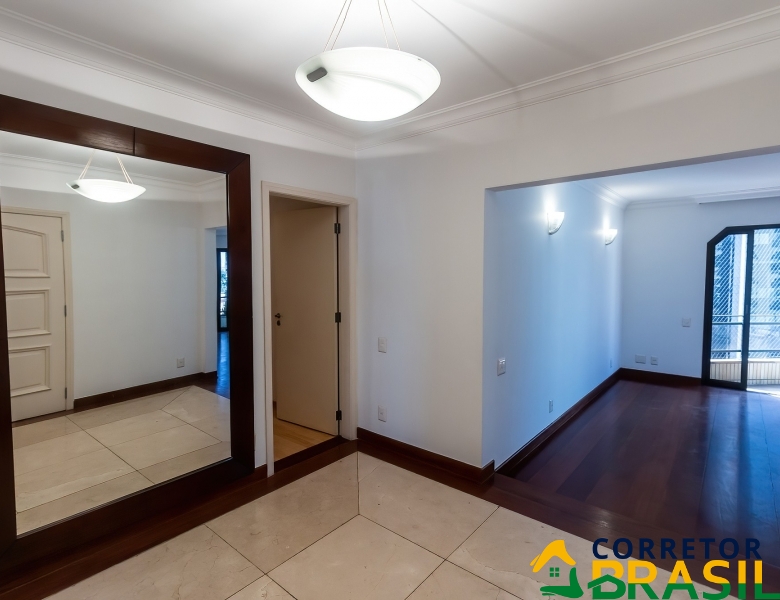 Apartamento Luxuoso, Itaim Bibi 240metros  3 Quartos, 3 Vagas e Lazer Completo