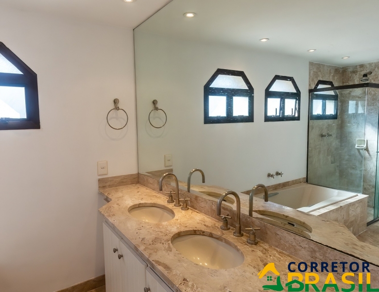 Apartamento Luxuoso, Itaim Bibi 240metros  3 Quartos, 3 Vagas e Lazer Completo