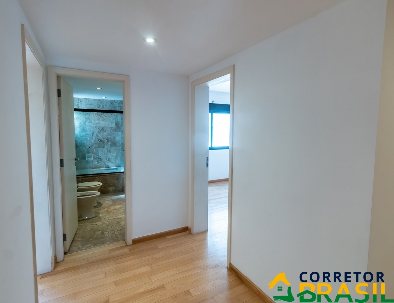 Apartamento Luxuoso, Itaim Bibi 240metros  3 Quartos, 3 Vagas e Lazer Completo