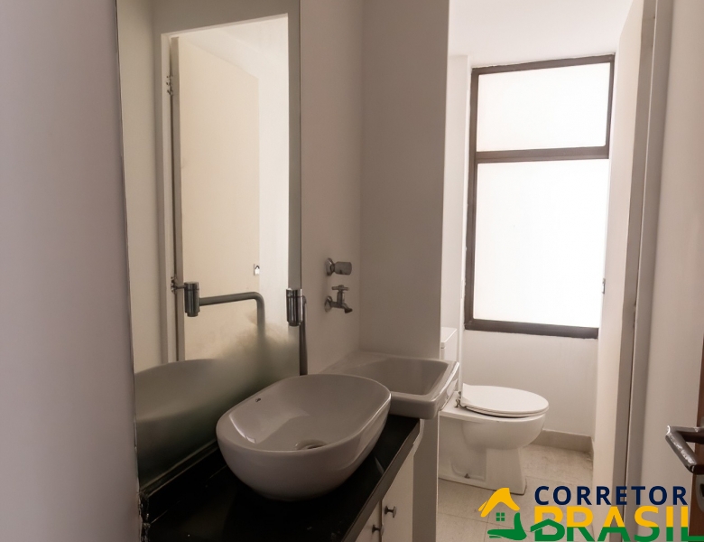 Conjunto comercial de 230m² na Vila Olímpia, São Paulo - Pronto para uso e com excelente localização