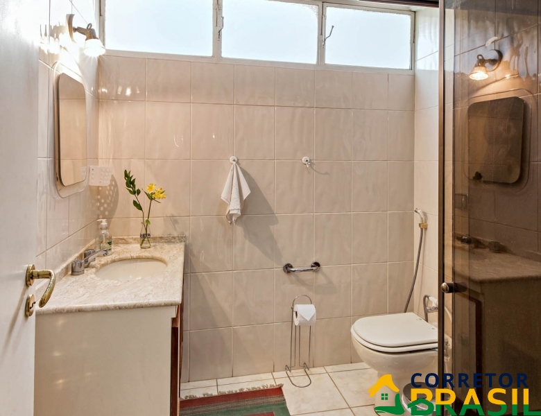 Apartamento Itaim Bibi, 160m² com 3 Quartos, Suíte e Vaga de Garagem