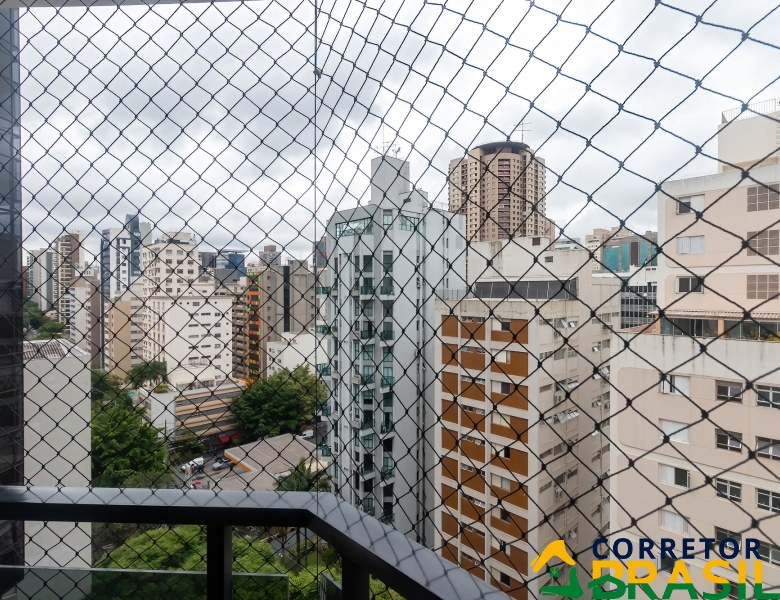 Alugo apartamento Itaim Bibi, 2 dormitórios, 1 vaga, 71 metros úteis.