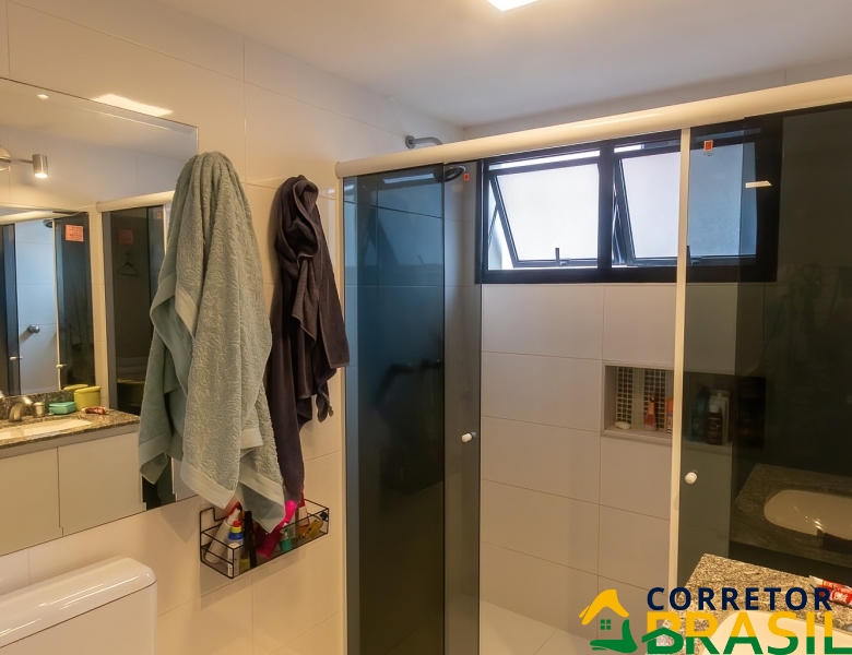 Alugo apartamento Itaim Bibi, 2 dormitórios, 1 vaga, 71 metros úteis.